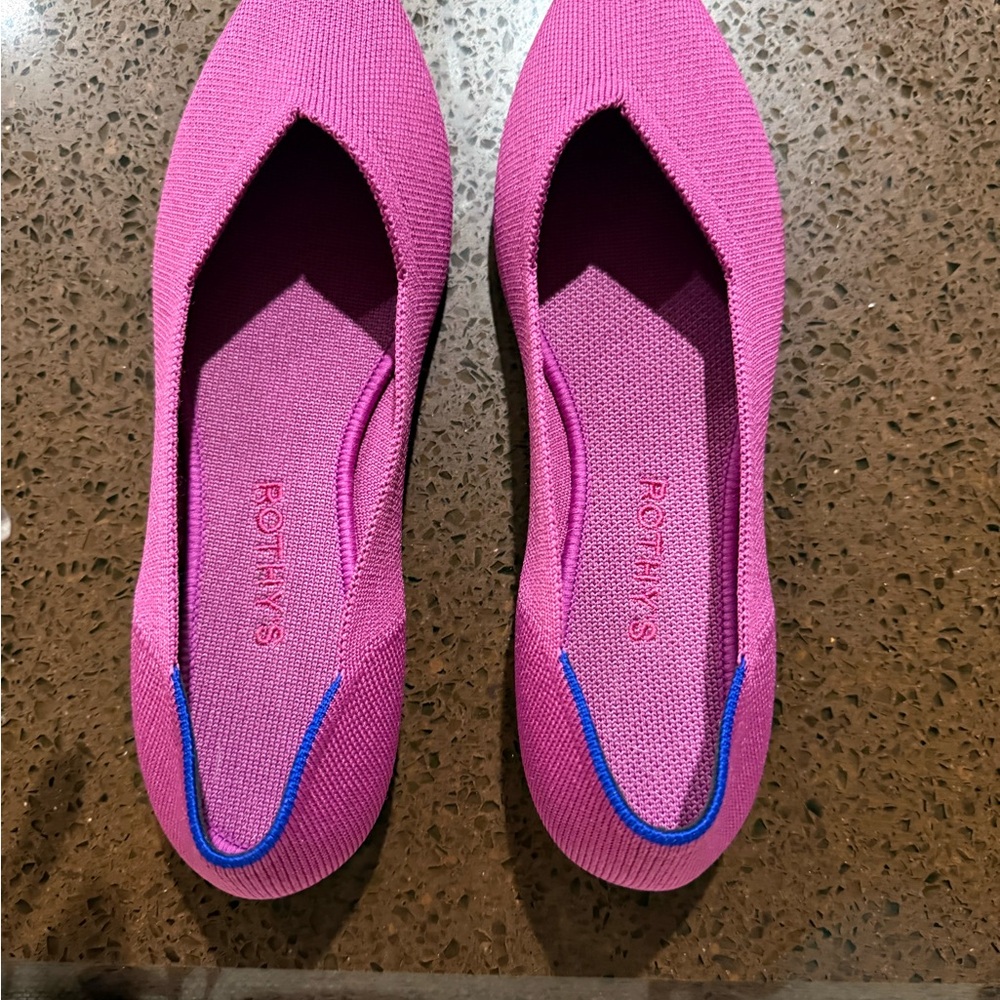 Rothy's Dragon Fruit pointed toe flats. Size 9 wide.  Bought but too small.